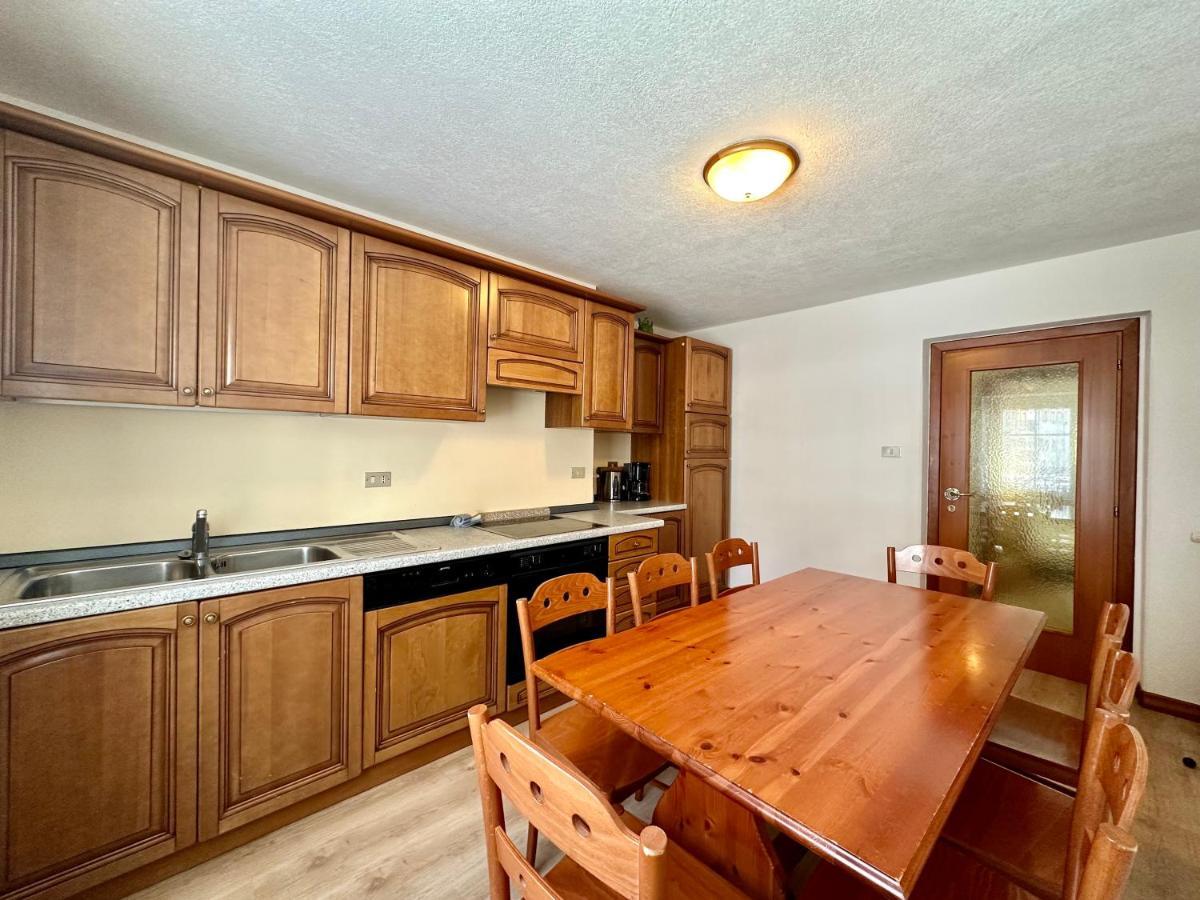 Central Apartment Каназей Екстериор снимка